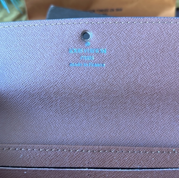 Louis Vuitton Monogram Wallet - Picture 5 of 13